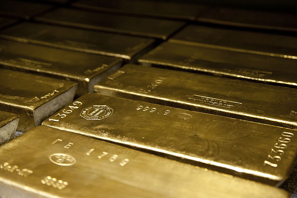 A stack of 400-ounce gold bars
